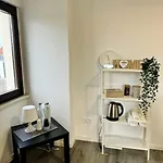 Lejlighed Homeberg - Feine 3 Zimmer, 4 Betten, 60qm In Lage Duisburg