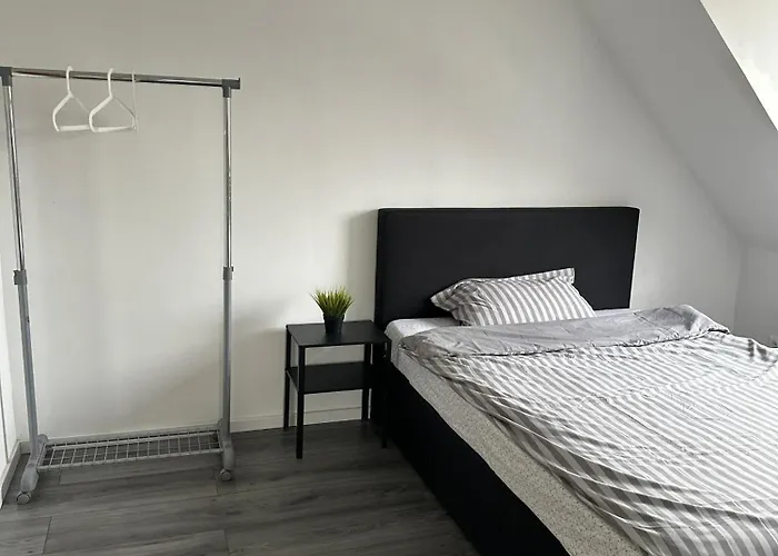 Homeberg - Feine 3 Zimmer, 4 Betten, 60qm In Lage